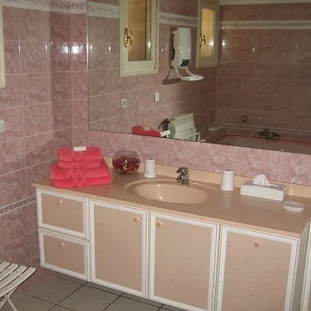 Les Palmiers Bed & Breakfast 2*